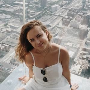 Meet your Posher, Natalia